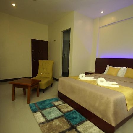 Hacasi Hotel Anibong Exteriör bild