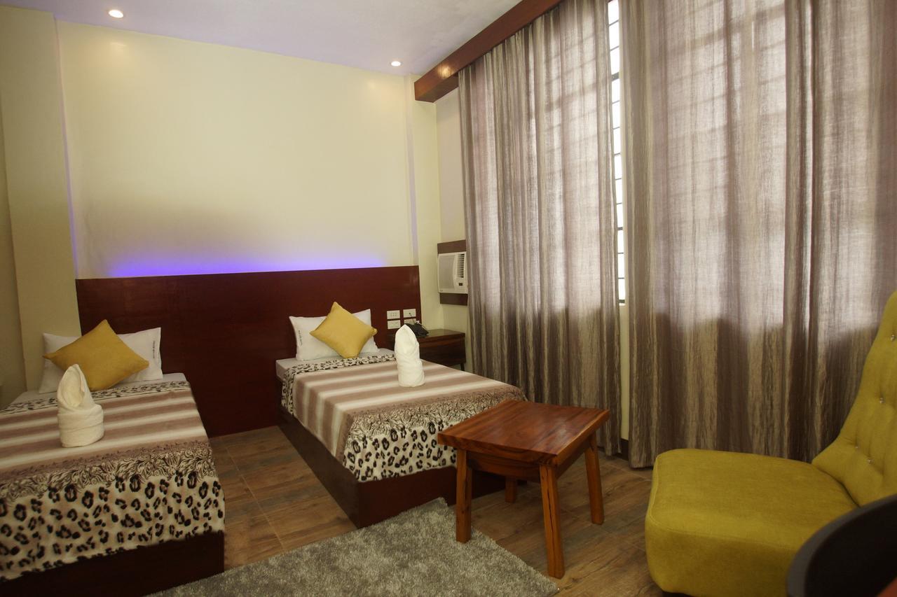 Hacasi Hotel Anibong Exteriör bild