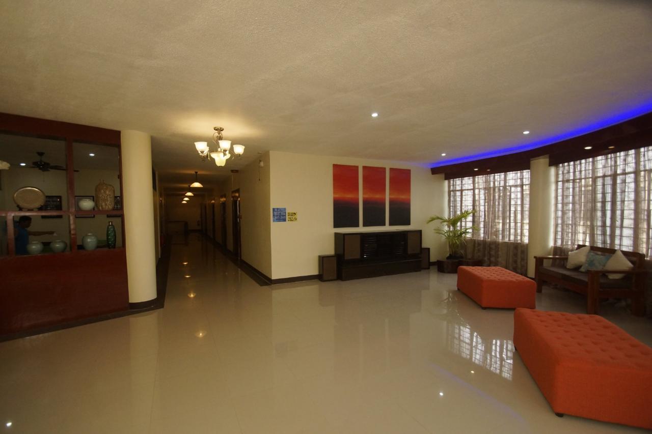 Hacasi Hotel Anibong Exteriör bild